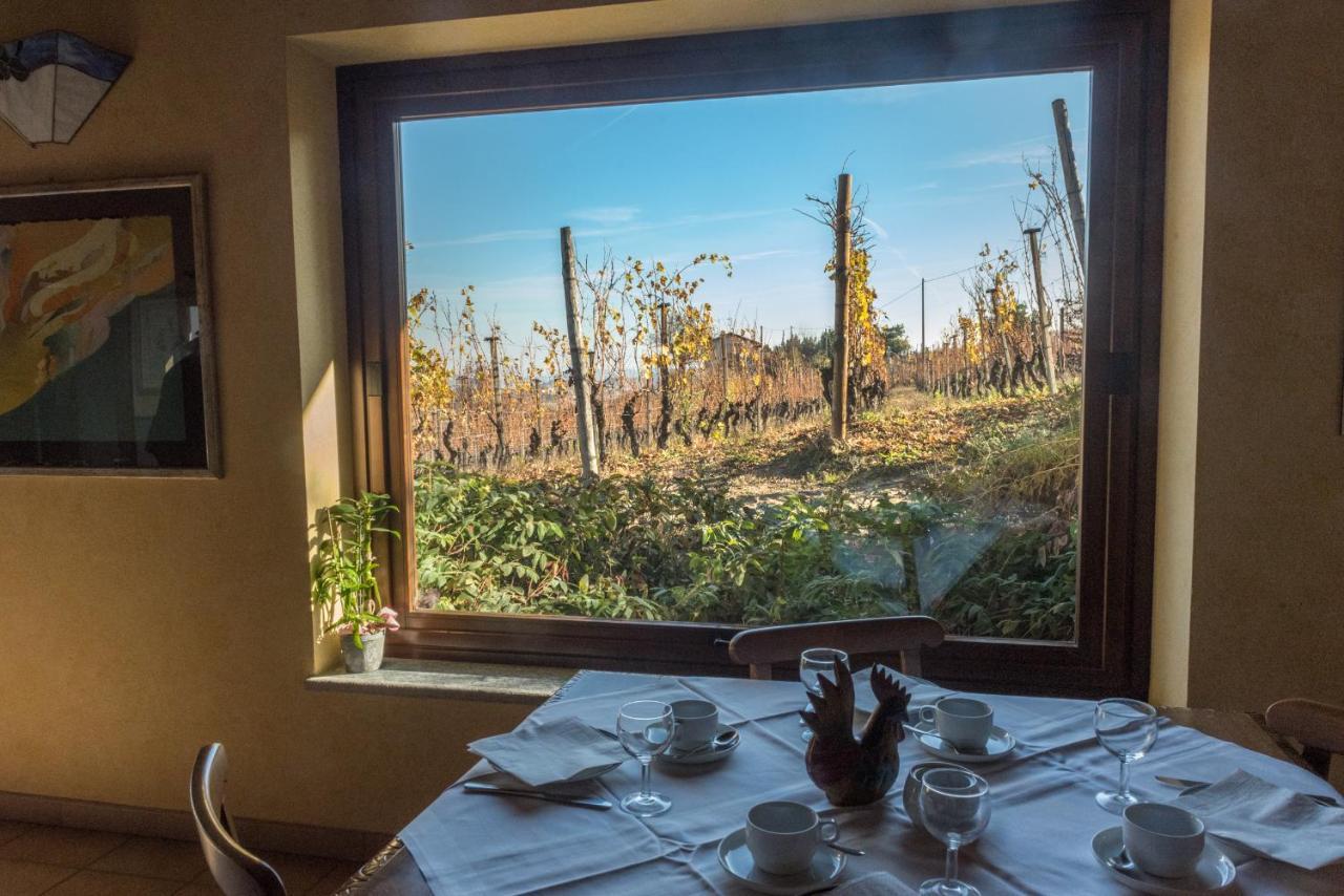 Cadgal - Tenuta Valdivilla Santo Stefano Belbo Eksteriør billede