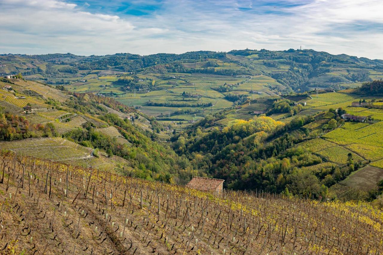 Cadgal - Tenuta Valdivilla Santo Stefano Belbo Eksteriør billede
