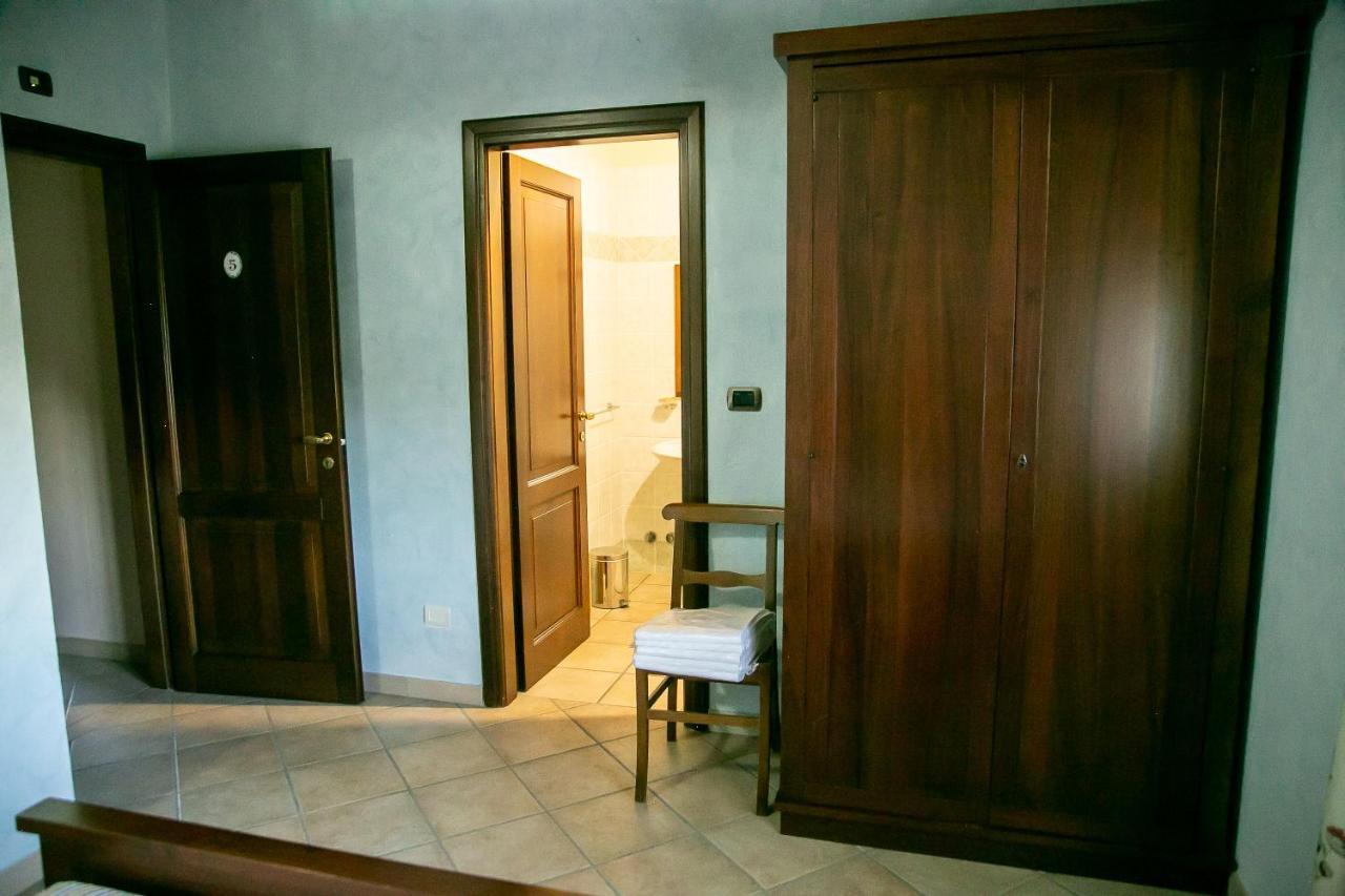 Cadgal - Tenuta Valdivilla Santo Stefano Belbo Eksteriør billede